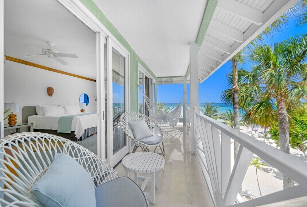 Couples Negril couples-only all-inclusive beachfront resort in Jamaica, photo 2 of 8