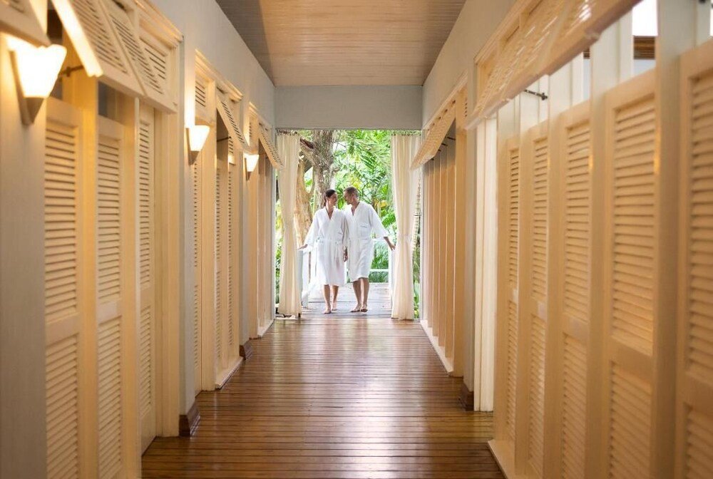 Couples Negril couples-only all-inclusive beachfront resort in Jamaica, photo 8 of 8
