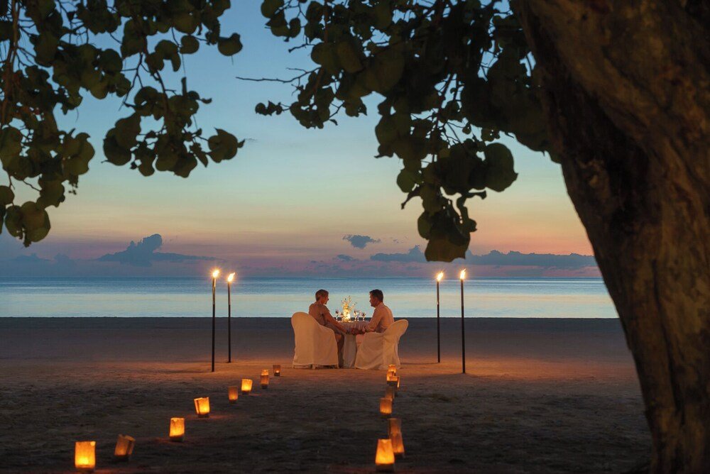 Couples Swept Away couples-only all-inclusive resort in Negril, Jamaica, photo 3 of 8