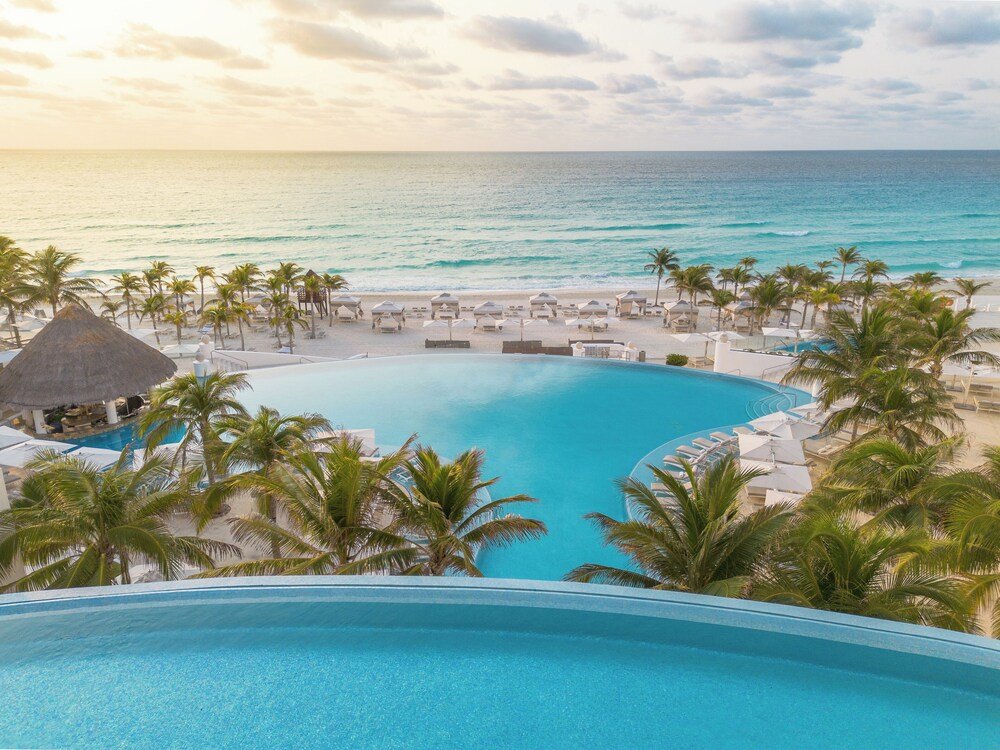 Le Blanc Spa Resort Cancun adults-only all-inclusive resort, general view