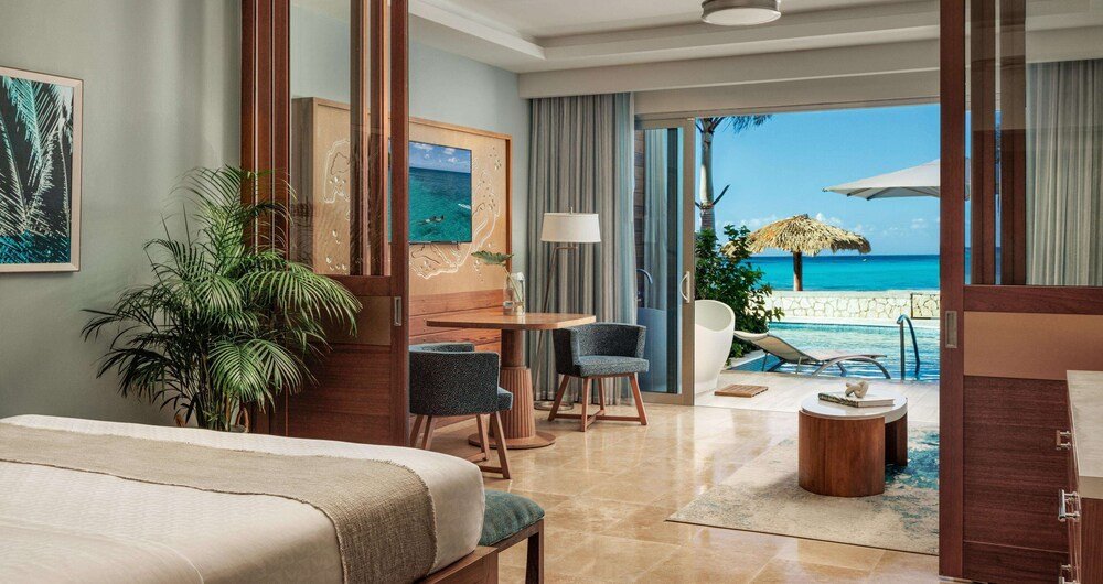 Sandals Jamaica Montego Bay all-inclusive beachfront resort for adult couples, photo 4 of 8
